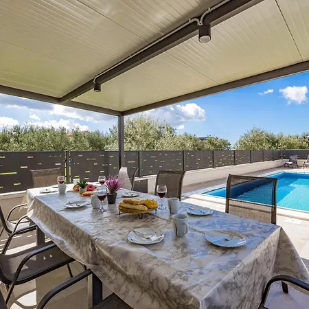 Lu Вилла Galizana