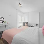 Lu *